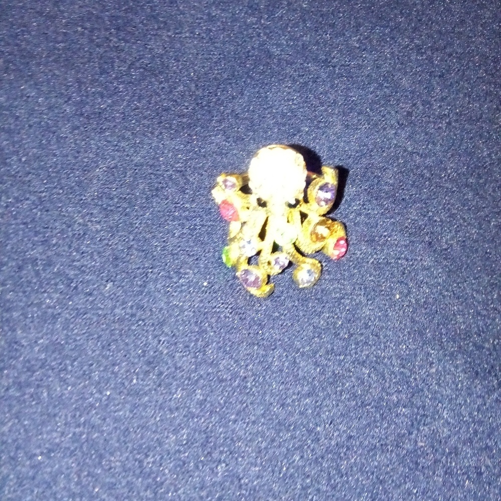 Octopus ring